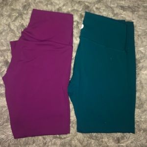 2 90 degree leggings size XS